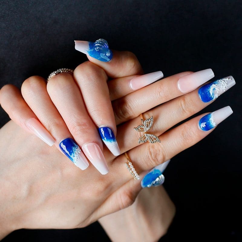 Faux Ongles Bleu et Blanc | OnglesOnline